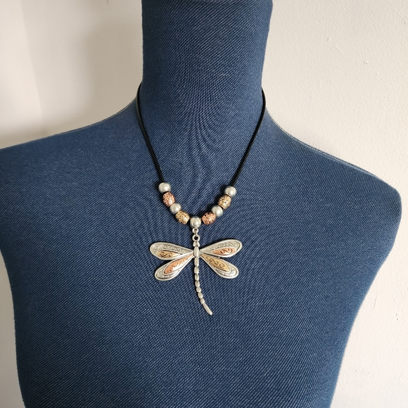 Silver Dragonfly Pendant Black Leather Cord Necklace Earrings Set New - Picture 7 of 11